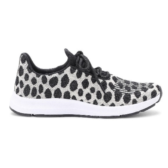 ATHLETIC WORKS | Blogger Favorite Leopard Sneakers - Picture 2 of 7